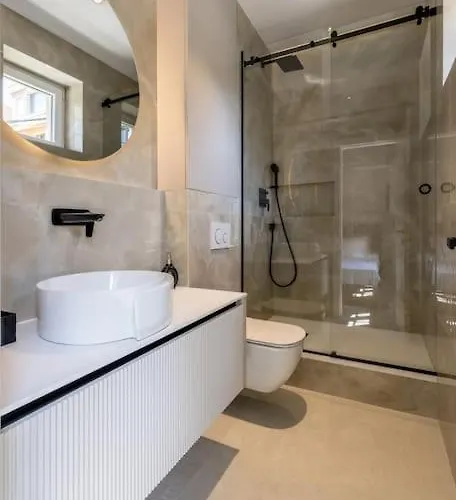 Hedonist Апартаменты